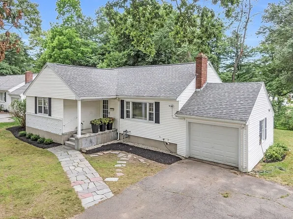 407 Massachusetts Ave, North Andover, MA 01845