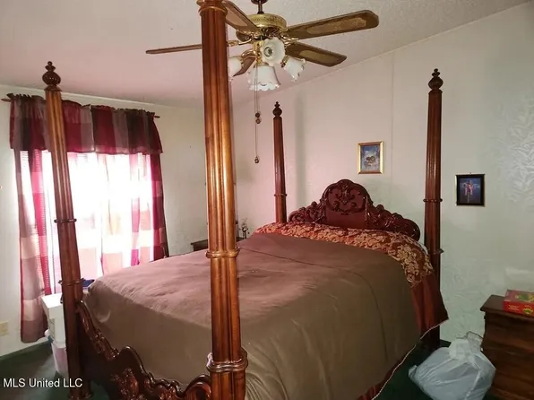 27261 Varnado Cutoff Rd, Picayune, MS 39466