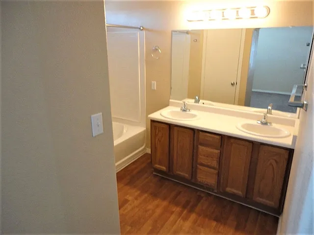 4712 Whippet Ct NE — Photo 9