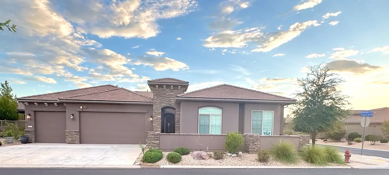 4 bed, 3139 sqft, $3,200 — Photo 1