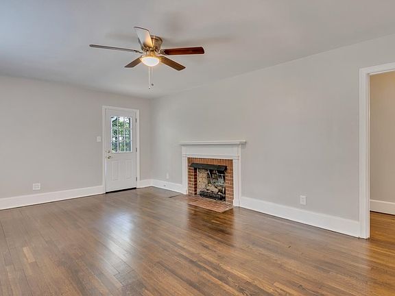 4th image of 138 Nelson Ave