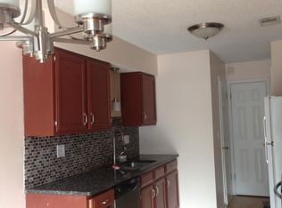 45 Rapp Rd APT 13, Albany, NY 12203