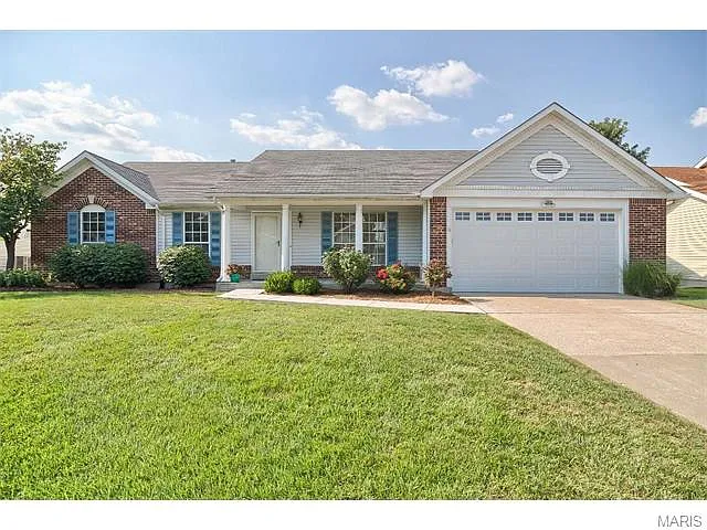 1219 Hearthside Dr photo 1