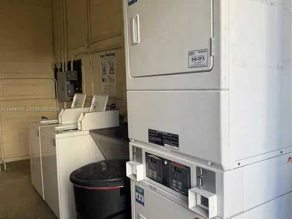 617 SW 11th St, Miami, FL 33129