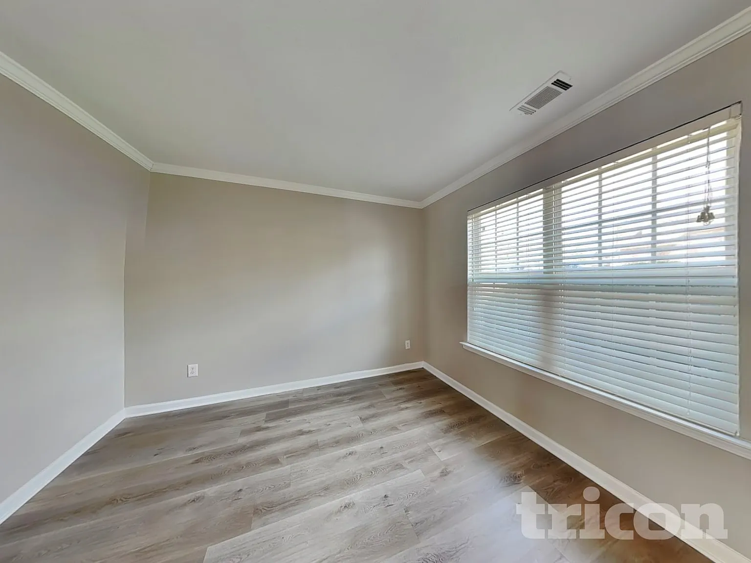 1289 Avington Glen Dr Lawrenceville GA — Photo 4