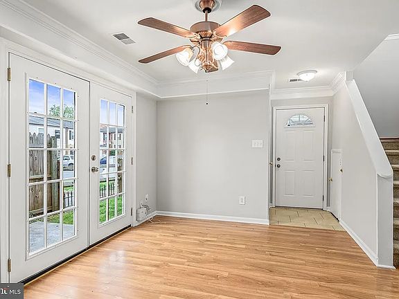 4th image of 119 Adams Dr NE