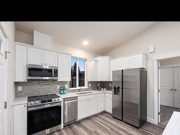 2nd image of 10956 SE 165th St #1