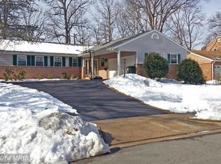 6014 Sherborn Ln, Springfield, VA 22152