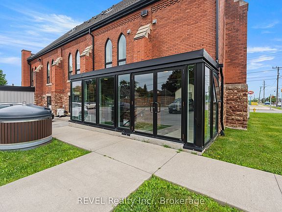 5th image of 405 Merritt St #3