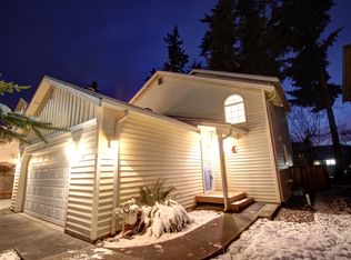 829 Nevada St, Bellingham, WA 98229