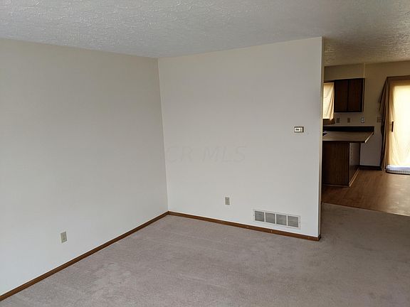 4th image of 2762 Walden Bluff Ct #768