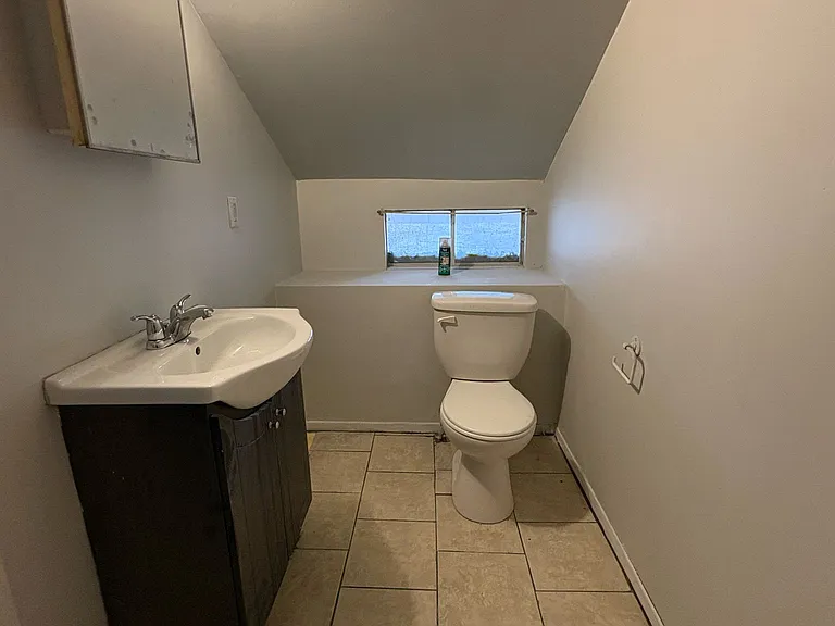1059 Felix Ave #1 — Photo 8