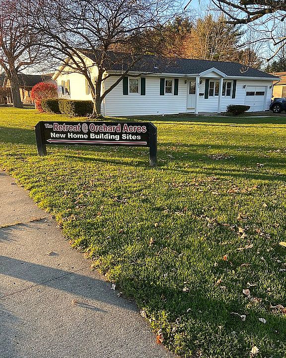 1st image of 305 N Greenlawn Ave