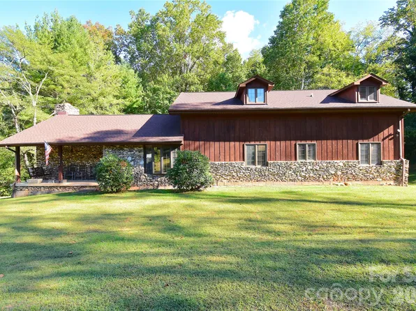 586 Justice Ridge Rd, Candler, NC 28715