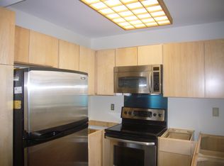 3720 39th St NW APT B164, Washington, DC