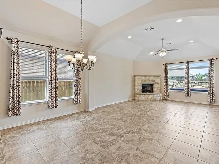 4216 Hannover Way — Photo 12