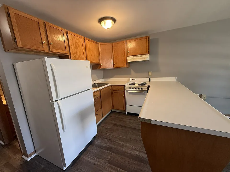 408 S Walnut St #17