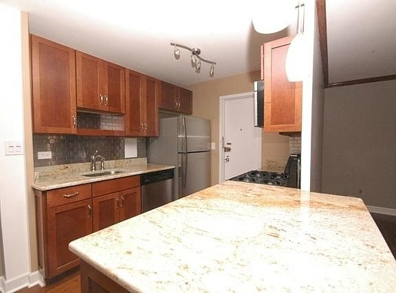 4th image of 3430 N Lake Shore Dr APT 3K