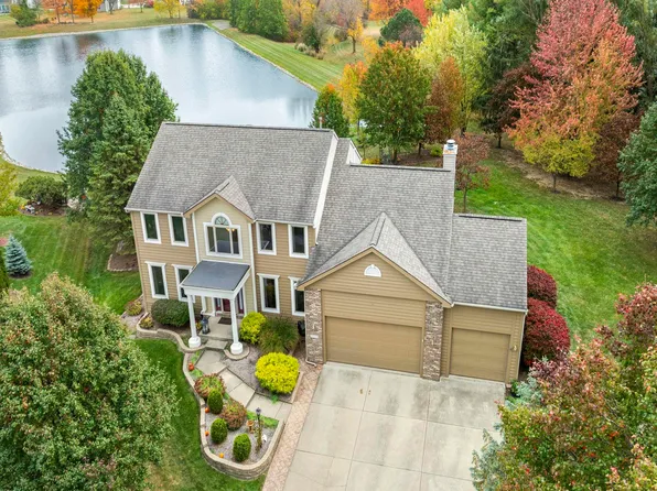 12225 Waterside Ct, Fort Wayne, IN 46814