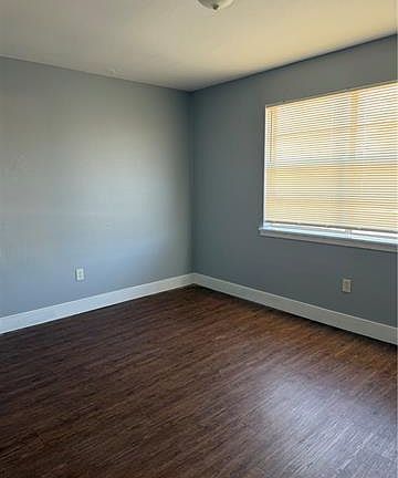 5th image of 4509 Yale St APT C