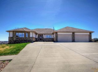 4074 Valley West Dr, Rapid City, SD 57702