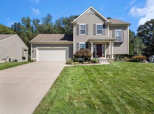 5656 Saddlehorn Dr NE, Belmont, MI 49306