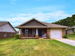 105 Kings Cove Cir, Madison, AL 35756