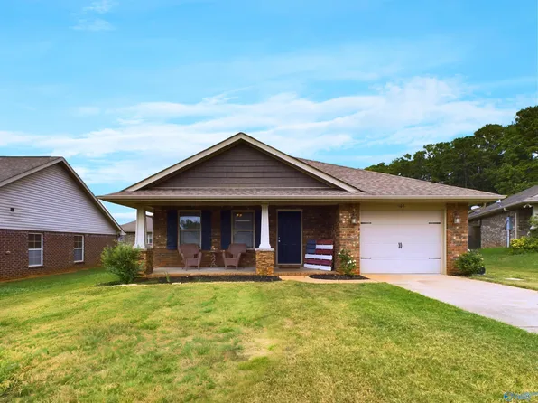 105 Kings Cove Cir, Madison, AL 35756