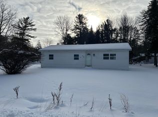 418 S Sleeper Dr, Lincoln, MI 48742