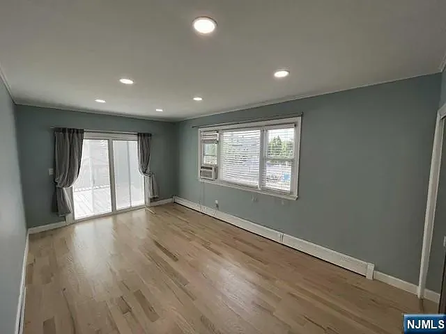 156 Morgan Pl #1 — Photo 3