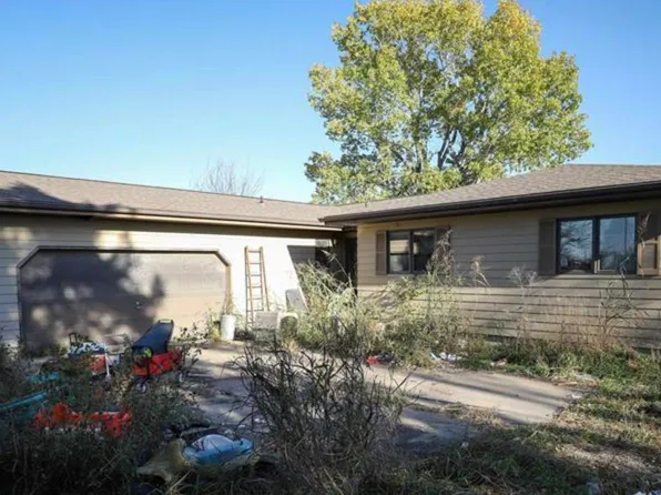 16696 Coyote Rd, Eskridge, KS 66423