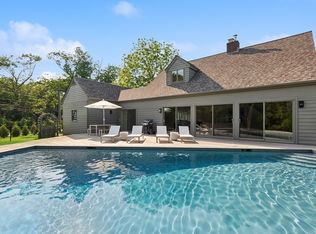 34 Floyd St, East Hampton, NY 11937