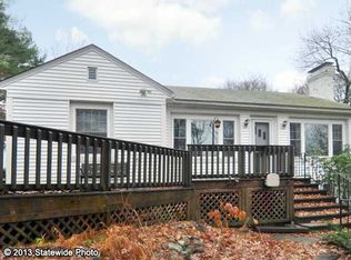 11 Lakeside Dr, Johnston, RI 02919
