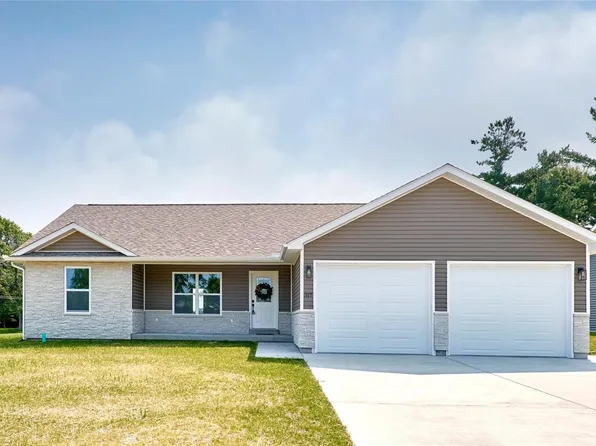317 Gaw Ct, Bowling Green, MO 63334