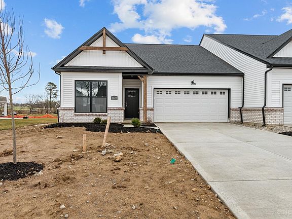 2nd image of 5672 White Pine Ln #9556
