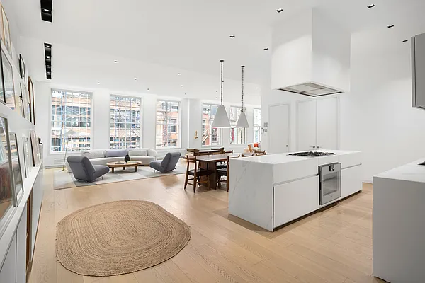 Rented by Coleman Real Estate Group | media 25