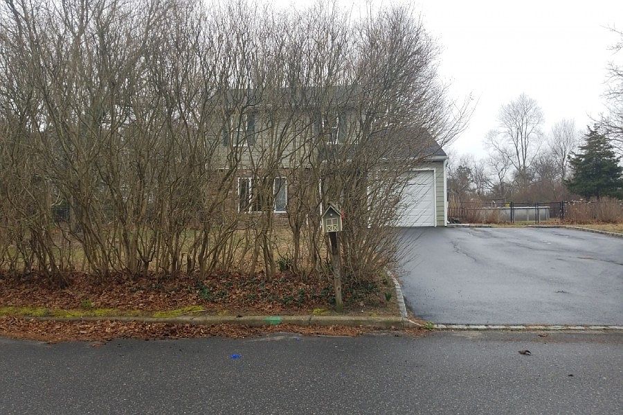 1st image of 68 Dongan Blvd