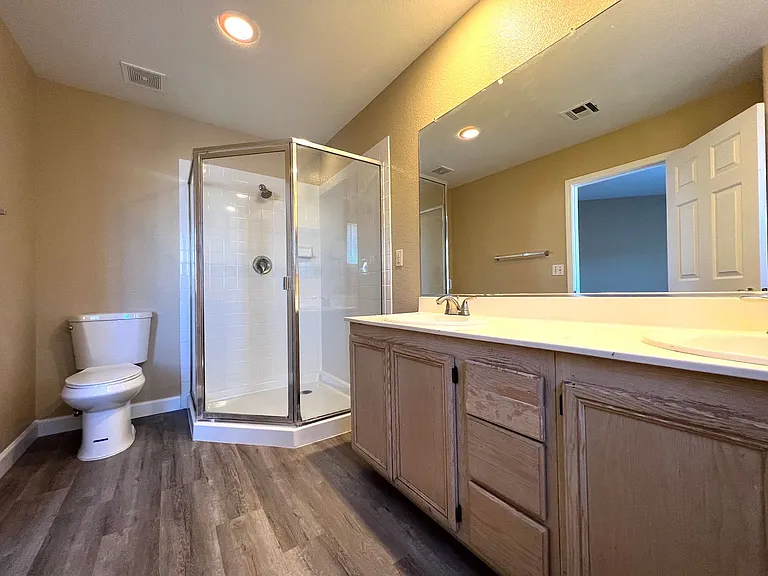 5555 Leaning Oak Ave — Photo 18