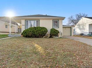 1524 Walnut Dr, Cheyenne, WY 82001