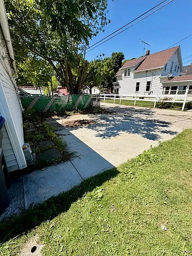 1032 Geele Ave — Photo 14