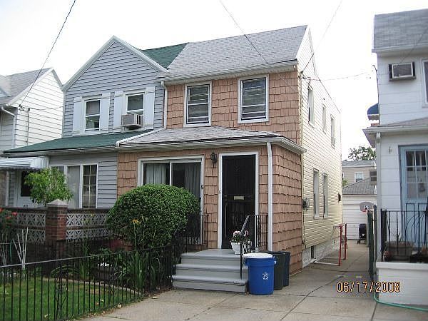 Semi-Detached One family Home!
