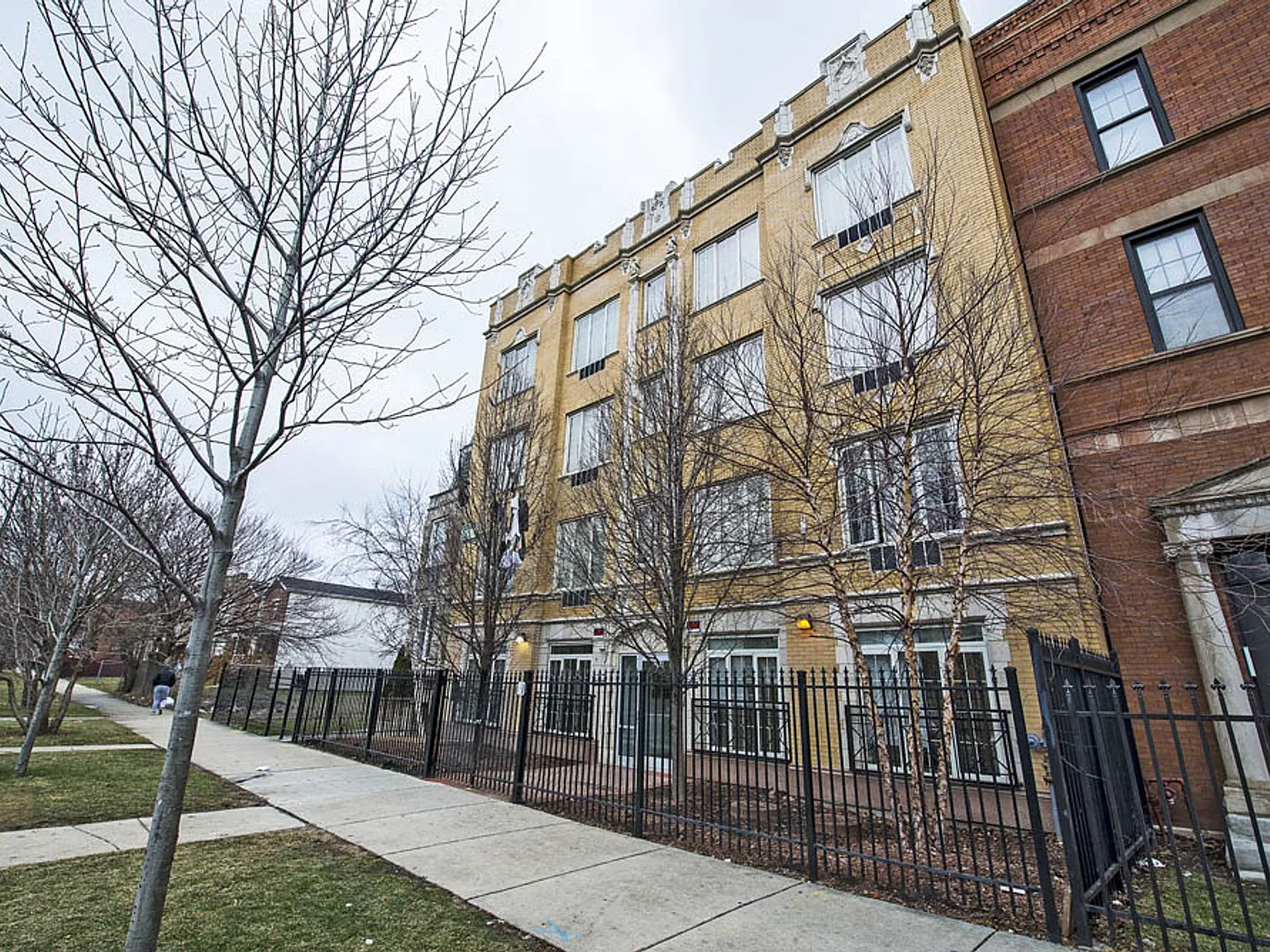 4114 W Washington — Photo 3