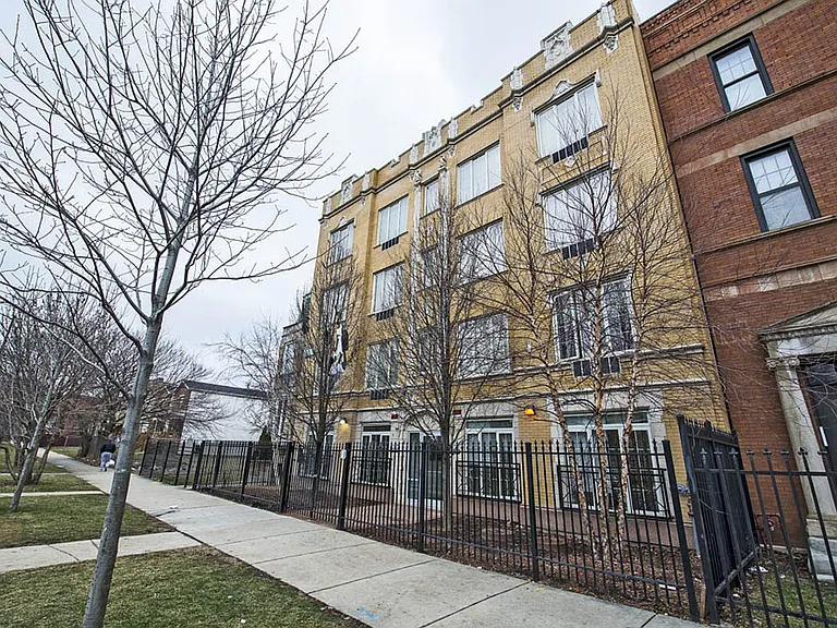 4114 W Washington — Photo 16
