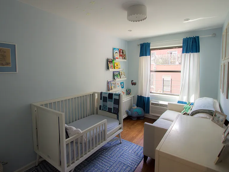 334 W 89th St #3 — Photo 10