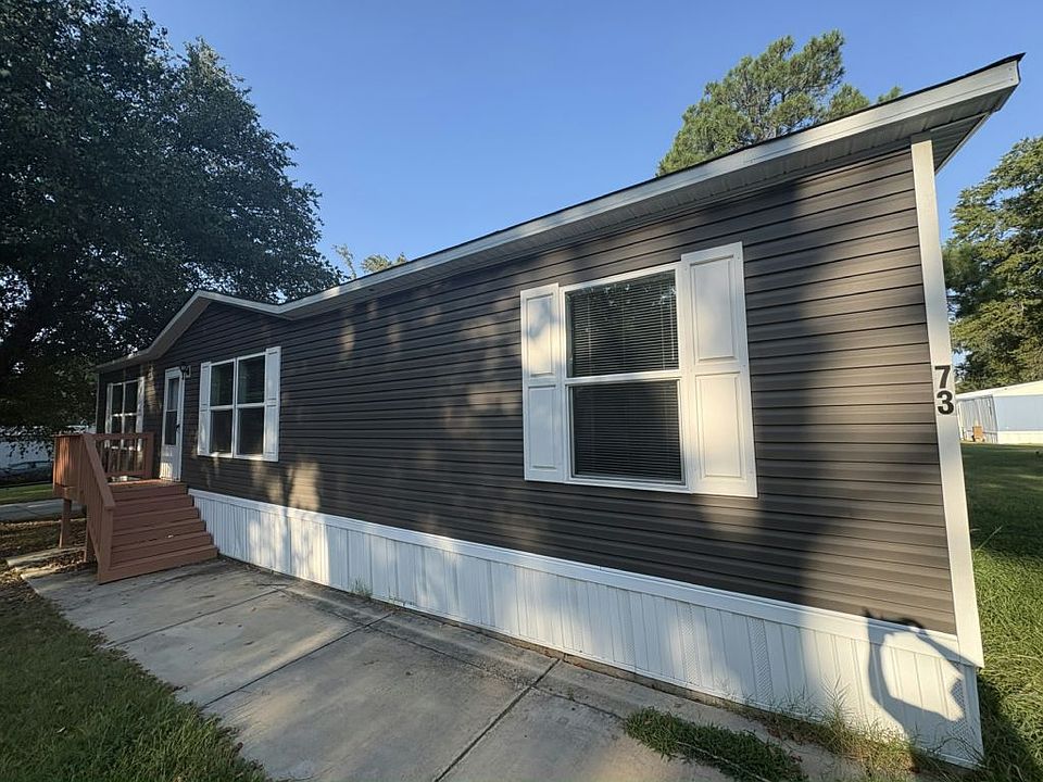 1st image of 73 S Valley Ct #73
