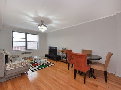 25-15 Union St APT 1E, Queens, NY, 11354
