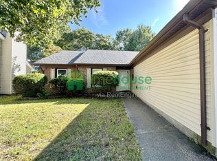 5421 Heatherton Ct, Virginia Beach, VA 23462