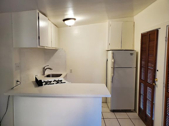 Kitchen with quartz marble counters