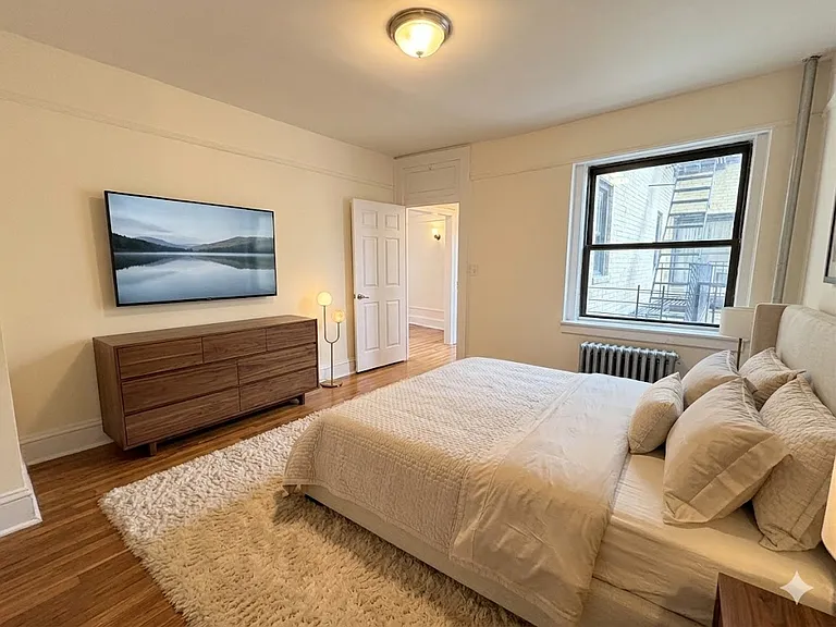 94-40 210th St #2FX — Photo 2
