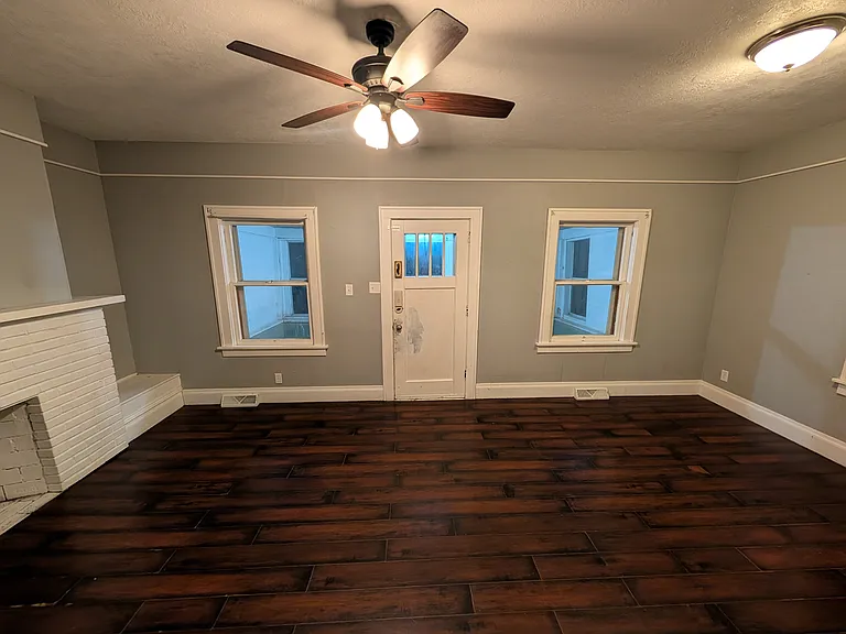 115 N Covell Ave #1 — Photo 2
